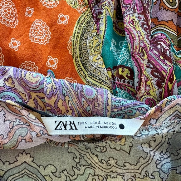 Zara Multicoloured Ruffle Floral Dress. - Picture 10 of 10